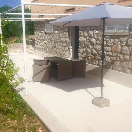 Lejlighed In Mit Terrasse, Garten Und Grill Und Panoramablick